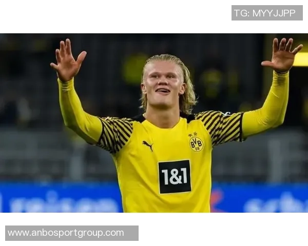 曼城计划明夏引援目标锁定右后卫和右边锋利夫拉门托或将标价1亿镑