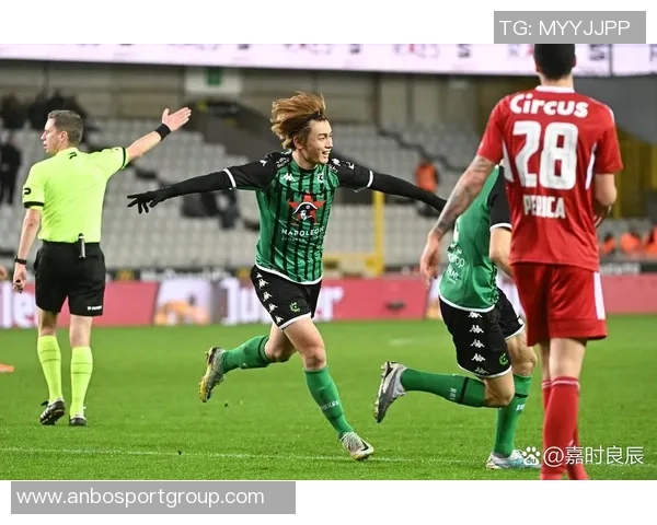 范佩西赛后幽默点评上田绮世进球频繁令人印象深刻