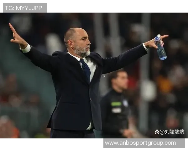 卡卢卢祝贺卡巴尔与布雷默期待他们未来更辉煌的表现 卡卢卢祝贺卡巴尔与布雷默期待他们未来更辉煌的表现