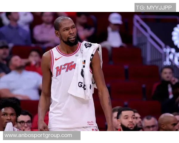 杜兰特与阿门在2K游戏中选择文班亚马阿门从不使用自己角色的原因揭秘